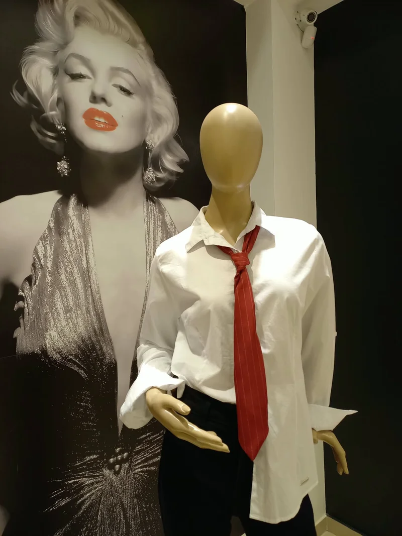 Camisa Entallada Elastizada