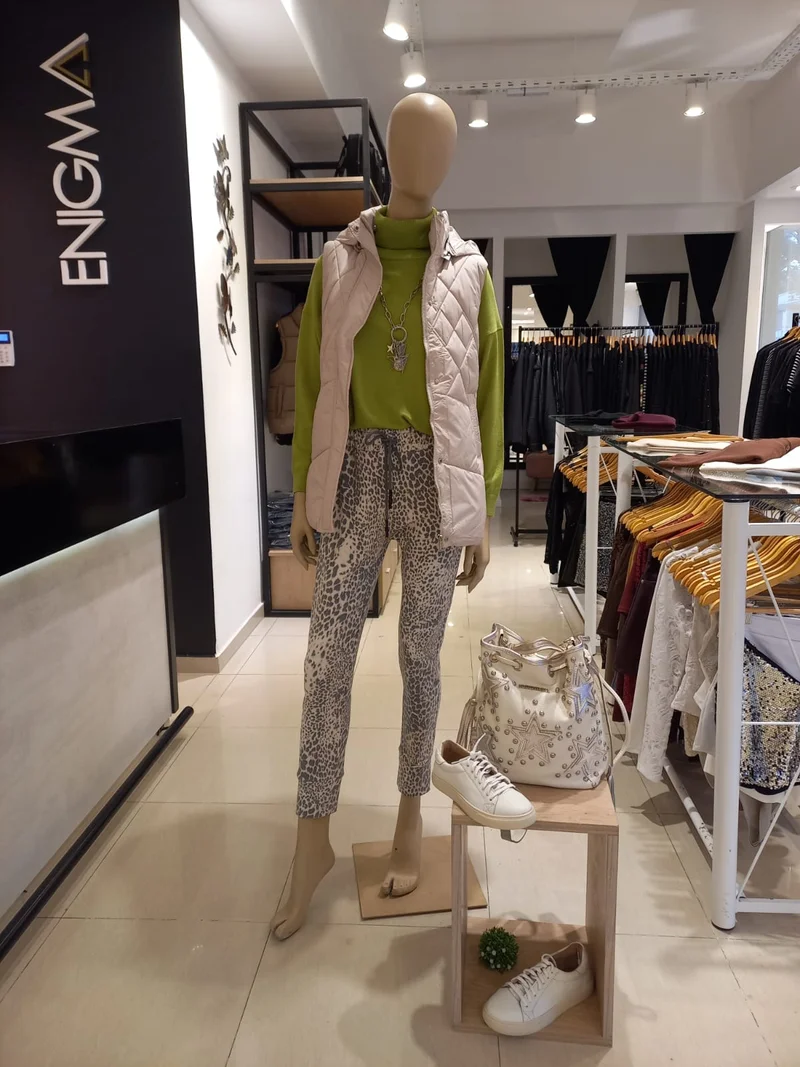 Chaleco Puffer con Capucha