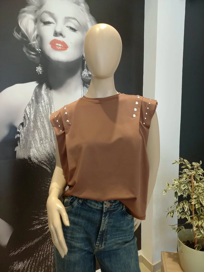 Remera Guinda