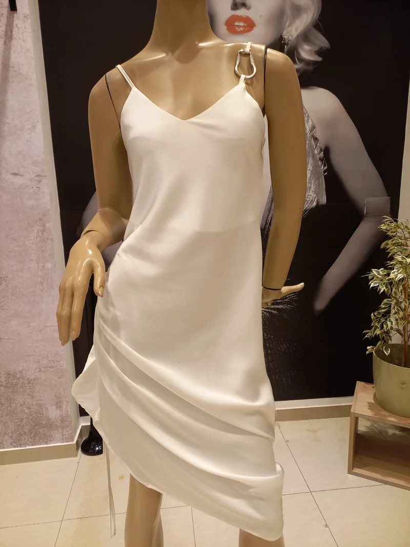 Vestido Aro Metal Largo