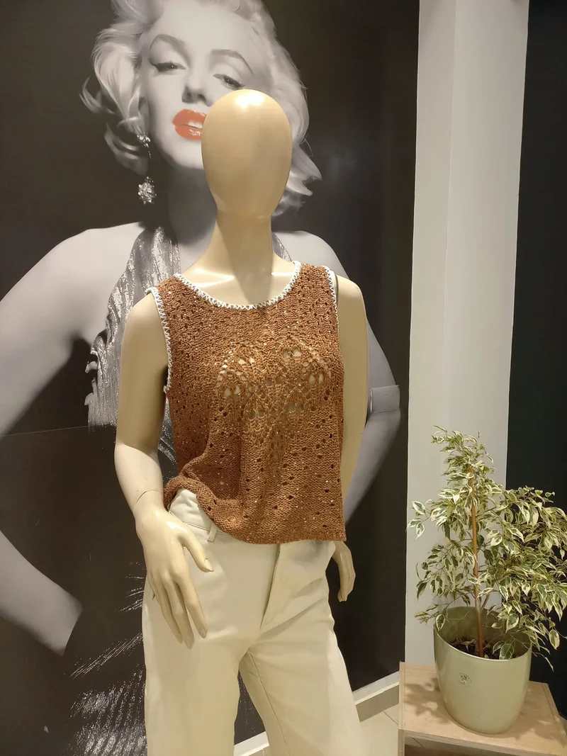 Musculosa Tejida con Lentejuelas