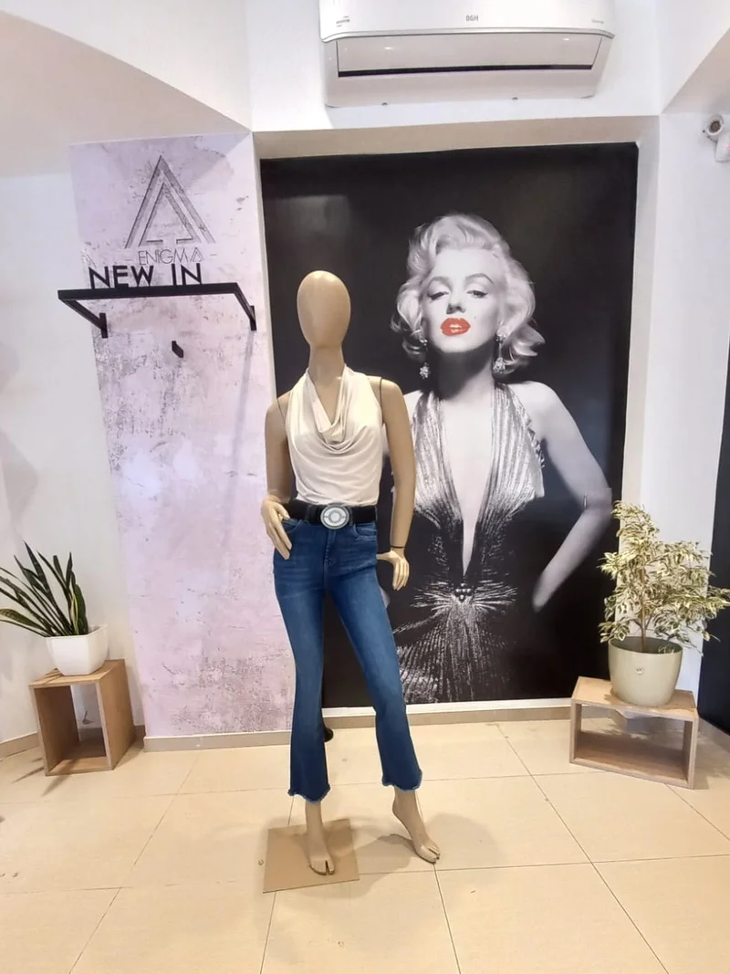 Jean Flare Greta