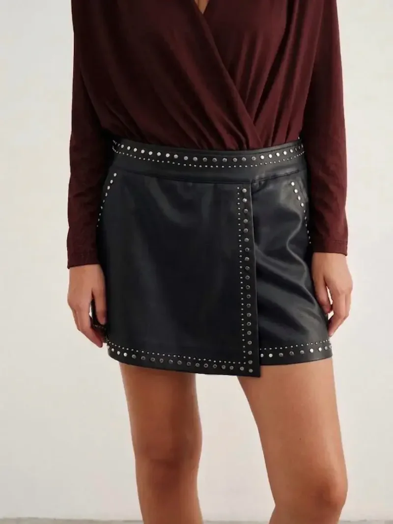 Short Letizia