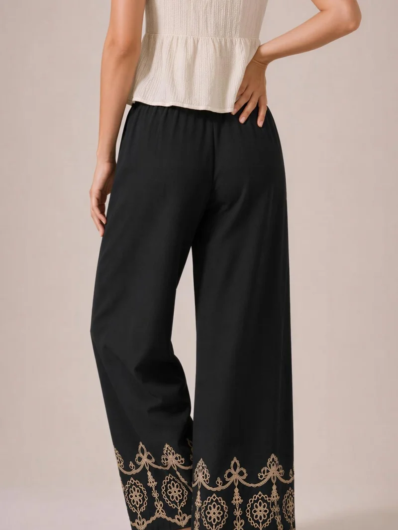 Pantalón con Ruedo Bordado Thais