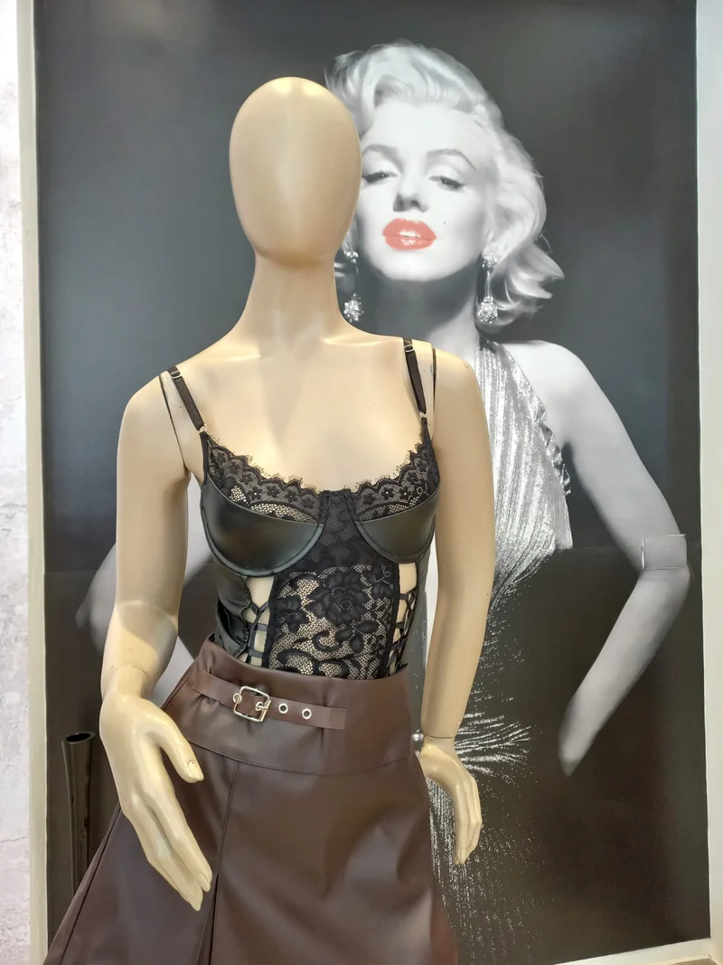Short Pollera Tyla