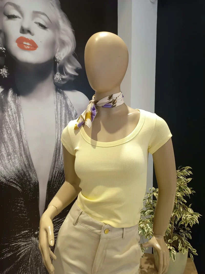 Remera de Morley Paun