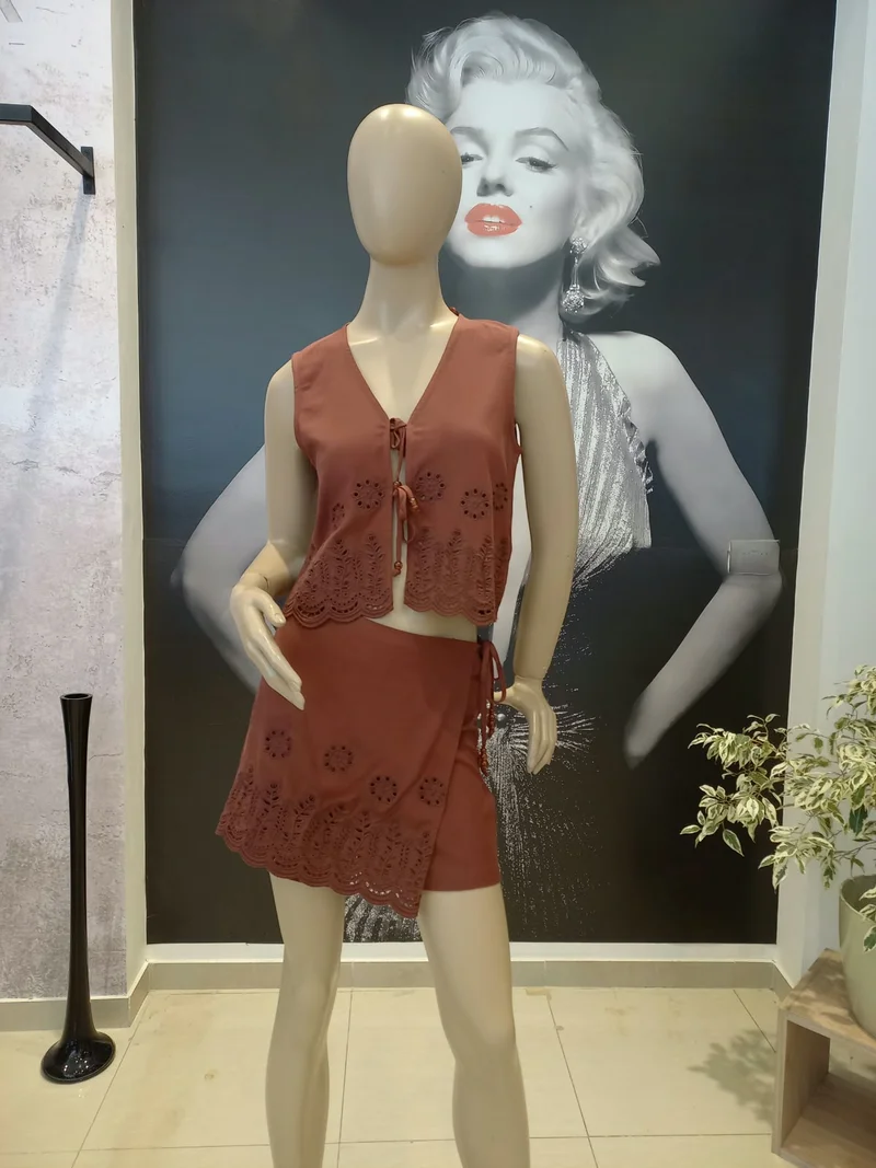 Short Pollera con Bordado
